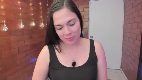 Zoe  online show from February 11, 2026, 7:41 pm