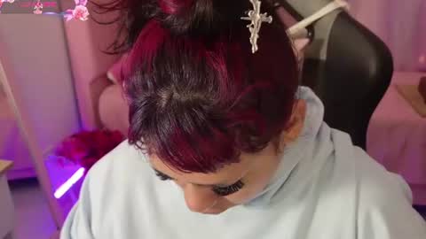zoe_sullivan_ online show from June 15, 2026, 9:11 am