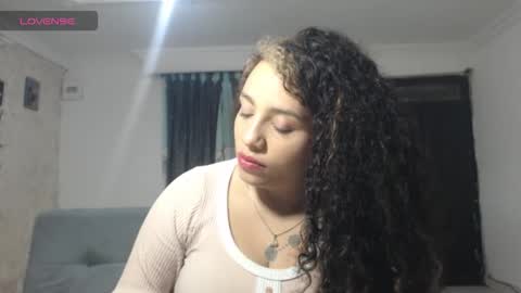 zoe tai online show from February 12, 2026, 4:40 am