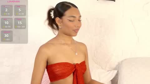 Snapshot of zoeameliie chatting on February 2, 2026, 10:19 pm zoeameliie online show from February 2, 2026, 10:19 pm