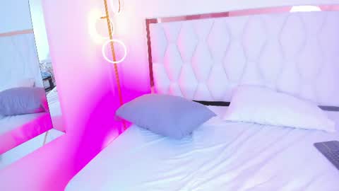 Zoe online show from July 13, 2026, 12:41 pm