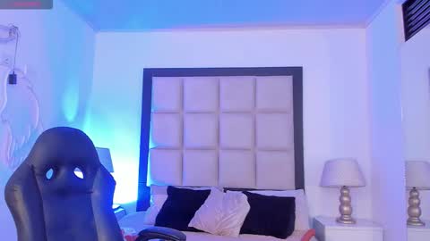 Snapshot of zoecarrter chatting on February 3, 2026, 8:36 pm Zoecarrter online show from February 3, 2026, 8:36 pm