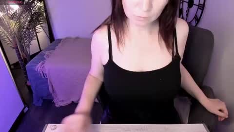 Snapshot of zoeeast chatting on July 25, 2026, 1:41 pm Zoe online show from July 25, 2026, 1:41 pm