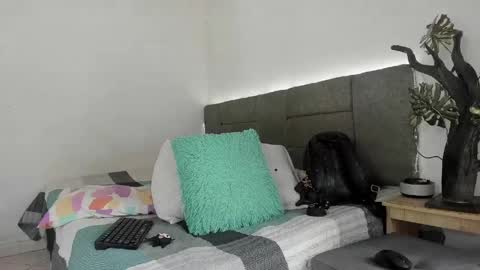 Zoel Amber online show from April 12, 2026, 9:53 pm