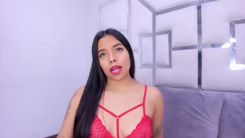 ZoeSwam online show from February 14, 2025, 11:10 am