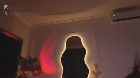 zoevidal_ online show from February 7, 2026, 12:09 pm