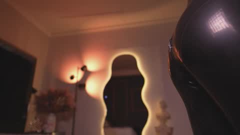 zoevidal_ online show from March 14, 2026, 11:59 am