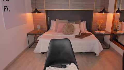 ZOE online show from April 1, 2026, 2:25 pm