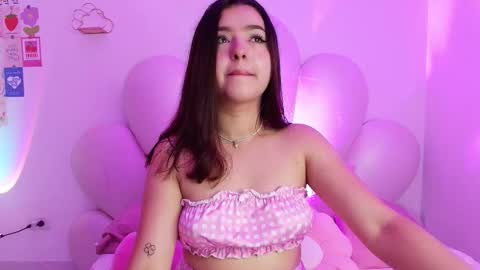 zoewillian online show from September 19, 2025, 9:48 pm