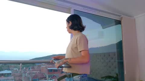 Snapshot of zoeypetit chatting on July 14, 2026, 10:54 am Zoey online show from July 14, 2026, 10:54 am
