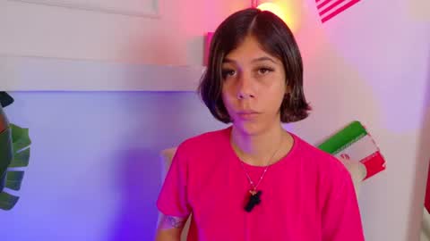 Snapshot of zoeypetit chatting on July 15, 2026, 11:59 am Zoey online show from July 15, 2026, 11:59 am