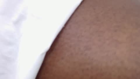 Zooe online show from December 23, 2024, 2:50 pm