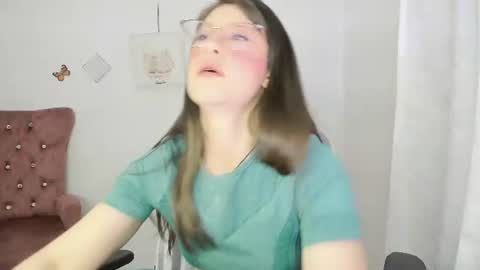 Snapshot of zooeybelair chatting on June 21, 2026, 4:48 am Alicie online show from June 21, 2026, 4:48 am