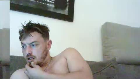 Roy online show from October 30, 2025, 8:42 pm