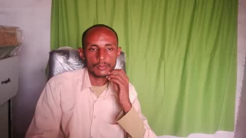 Snapshot of zoyakhan803 chatting on February 11, 2025, 11:43 am zoyakhan803 online show from February 11, 2025, 11:43 am