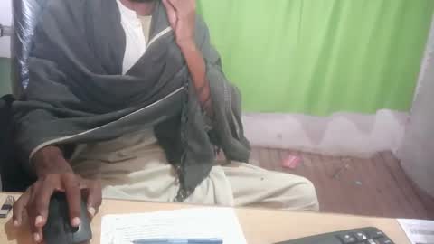 Snapshot of zoyakhan803 chatting on February 13, 2025, 11:17 am zoyakhan803 online show from February 13, 2025, 11:17 am