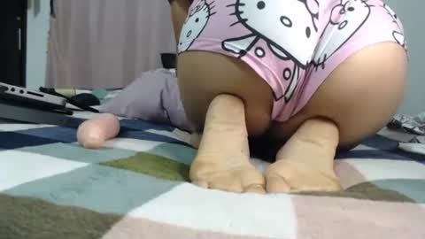 Snapshot of zully25 chatting on February 15, 2025, 6:12 am zully25 online show from February 15, 2025, 6:12 am