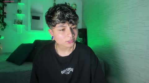 Zury Ramirez online show from October 11, 2025, 9:46 pm