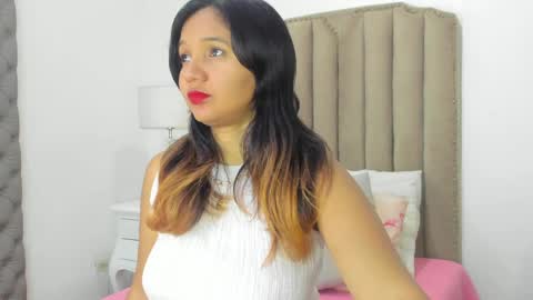 Im Zusan My schedule is from 1030pm to 430 am colombian time online show from March 31, 2026, 3:08 am