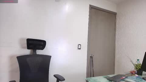 Zuzana21 online show from February 17, 2026, 12:23 pm