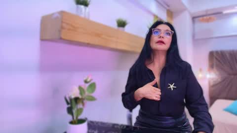 Zuzana21 online show from May 15, 2026, 1:18 pm