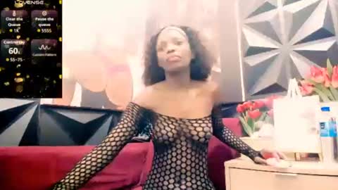 Snapshot of zuzu_angel chatting on November 24, 2025, 11:10 am pam online show from November 24, 2025, 11:10 am