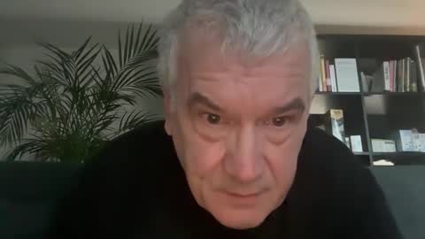 Snapshot of zwickauer1969 chatting on March 4, 2025, 5:53 am zwickauer1969 online show from March 4, 2025, 5:53 am