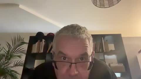 Snapshot of zwickauer1969 chatting on March 9, 2025, 6:32 pm zwickauer1969 online show from March 9, 2025, 6:32 pm