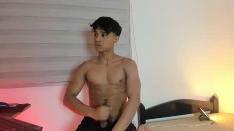 zyzz_1812 online show from March 26, 2026, 7:14 am