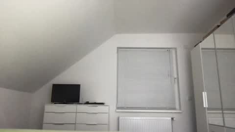 zzz123_cam online show from November 1, 2025, 3:58 pm