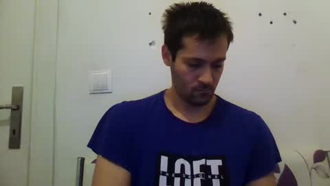 Snapshot of zzzzzzz41 chatting on December 17, 2024, 2:11 pm zzzzzzz41 online show from December 17, 2024, 2:11 pm