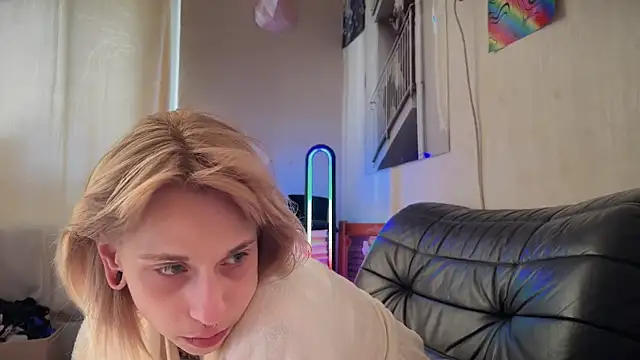 Mannarie Madsinn online show from March 21, 2025, 8:17 am