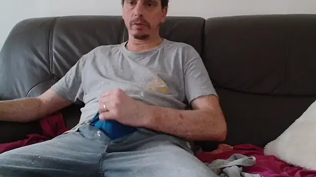 cloupefun online show from November 8, 2025, 8:03 am