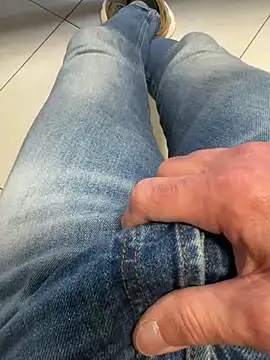 buodiculo online show from March 21, 2025, 4:51 pm