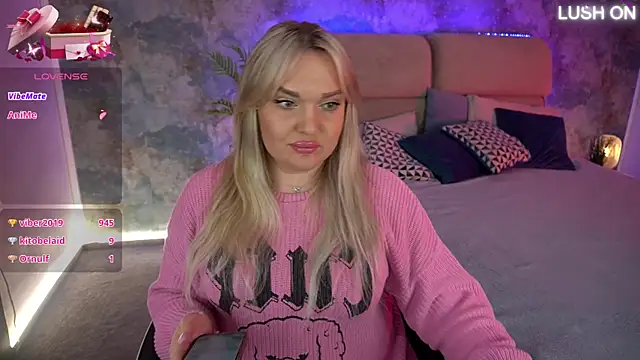 MissyMartinez online show from March 17, 2025, 11:53 am