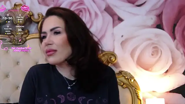 HessaHessy online show from December 16, 2025, 5:29 pm