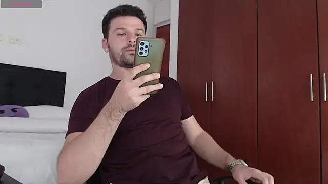 alexman fuck online show from January 3, 2025, 7:07 pm