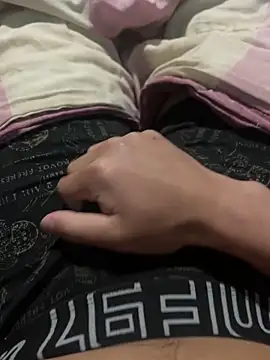 Diego23es online show from October 5, 2025, 4:44 am