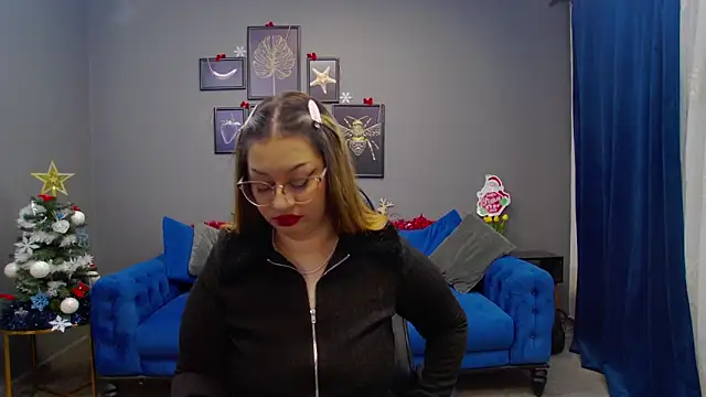 Snapshot of Katewalker_ chatting on December 10, 2024, 6:06 pm Katewalker online show from December 10, 2024, 6:06 pm