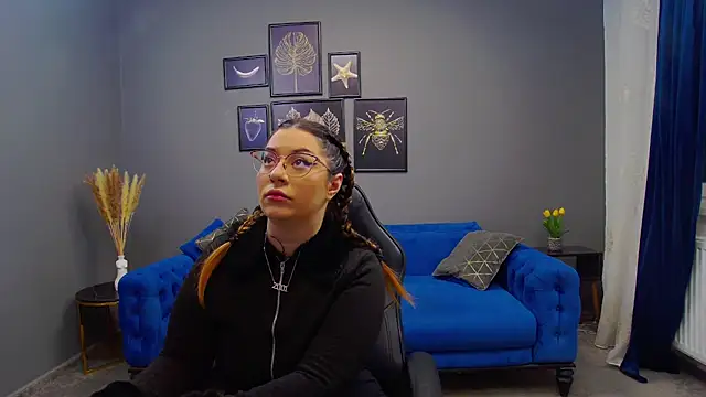 Snapshot of Katewalker_ chatting on January 9, 2025, 6:04 pm Katewalker online show from January 9, 2025, 6:04 pm