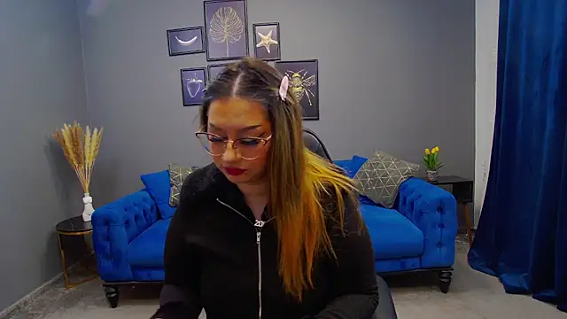 Snapshot of Katewalker_ chatting on January 13, 2025, 7:21 pm Katewalker online show from January 13, 2025, 7:21 pm