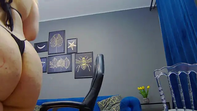 Snapshot of Katewalker_ chatting on January 16, 2025, 12:12 am Katewalker online show from January 16, 2025, 12:12 am