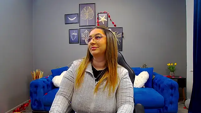 Snapshot of Katewalker_ chatting on February 13, 2025, 6:05 pm Katewalker online show from February 13, 2025, 6:05 pm