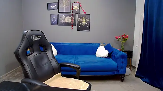 Snapshot of Katewalker_ chatting on February 17, 2025, 6:15 pm Katewalker online show from February 17, 2025, 6:15 pm