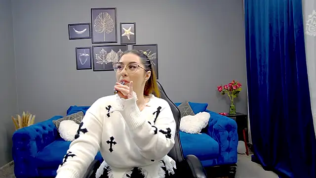 Snapshot of Katewalker_ chatting on March 11, 2025, 6:08 pm Katewalker online show from March 11, 2025, 6:08 pm