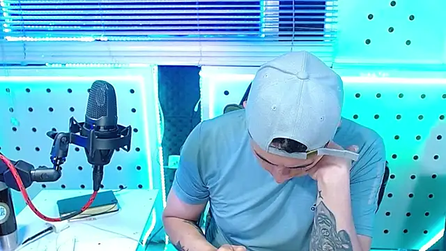 Darko0717 online show from January 14, 2026, 10:58 pm