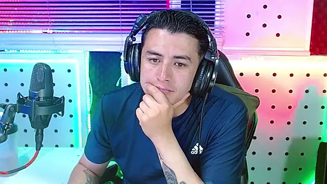 Darko0717 online show from January 17, 2026, 2:16 am