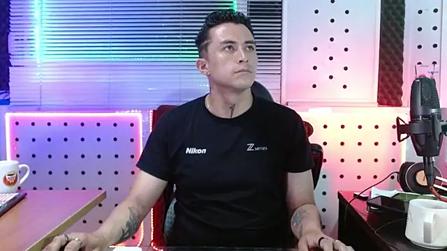 Darko0717 online show from May 31, 2026, 7:59 pm