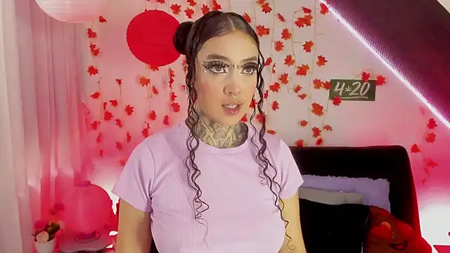 Cata green online show from February 11, 2025, 8:42 pm