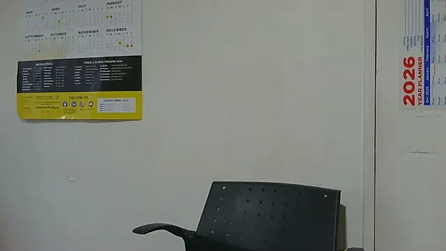 sluttylaura21 online show from February 18, 2026, 5:14 am